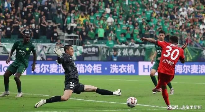 国安客场不敌恒大，遭遇困境难以突破