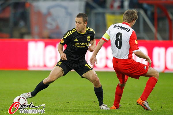 阿瓦斯客场闷平,艰难保持不败的简单介绍 阿瓦斯客场闷平,艰难保持不败的简单介绍