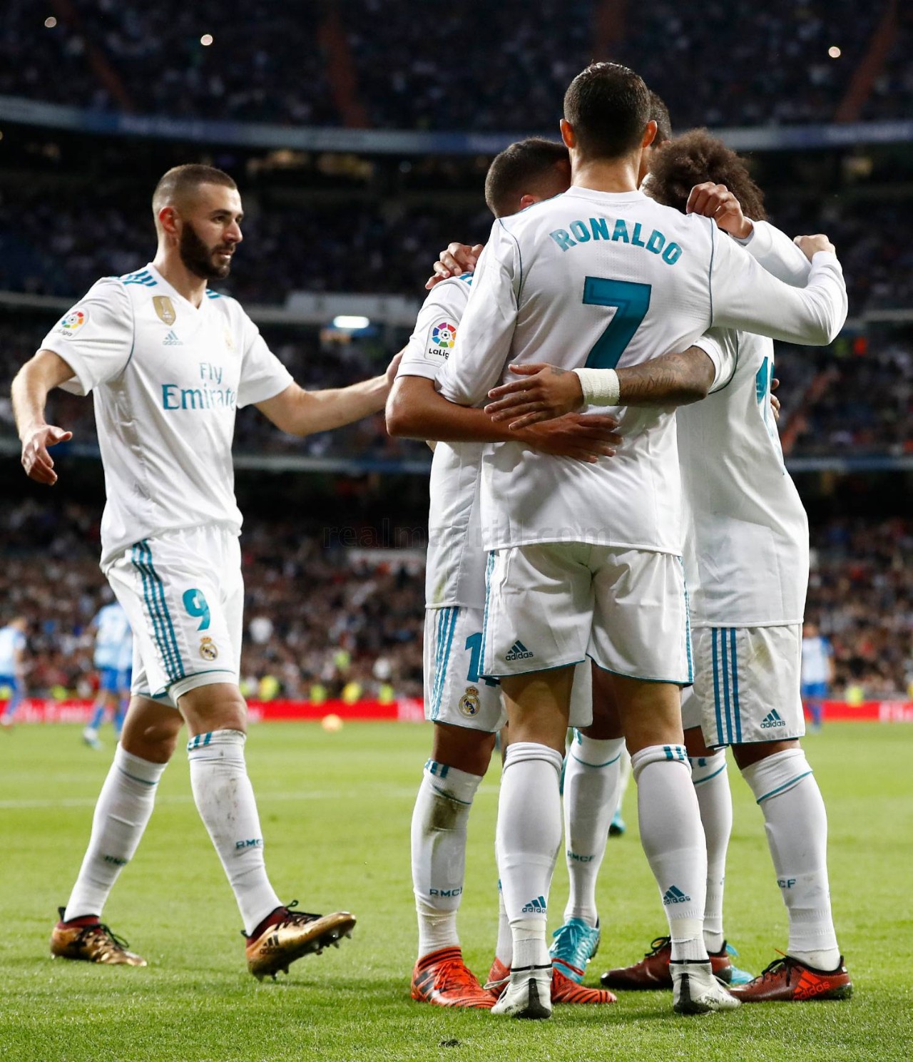 包含智利绝杀日本，C罗统治全场的词条