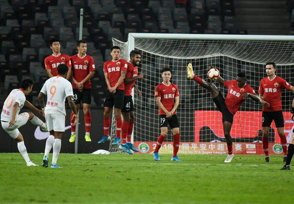 包含爆冷！深圳佳兆业一鼓作气，逆转胜出的词条