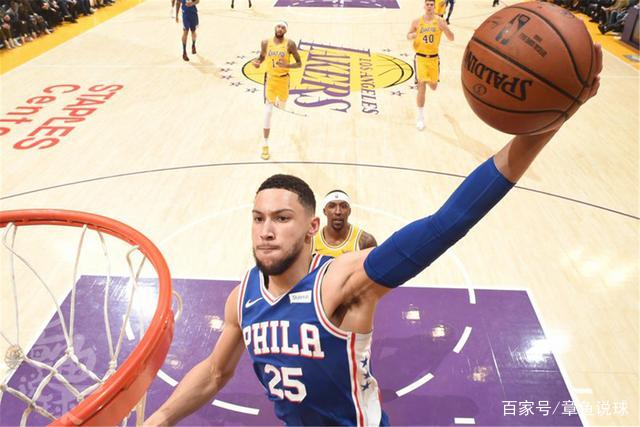 包含对决见高下：顶尖球队争夺胜利的词条