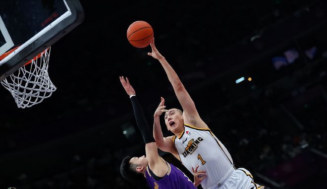 长沙男篮惨败，失去领先优势