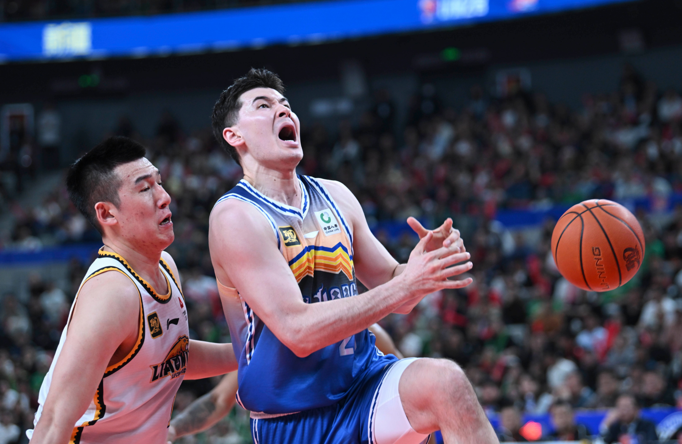 包含大连一方逆转战胜对手，晋级亚冠强的词条