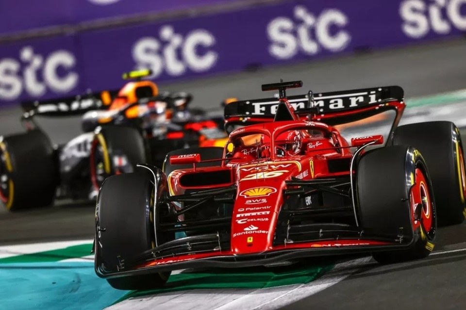 梅赛德斯逆转威廉姆斯，勒克莱尔高光表现