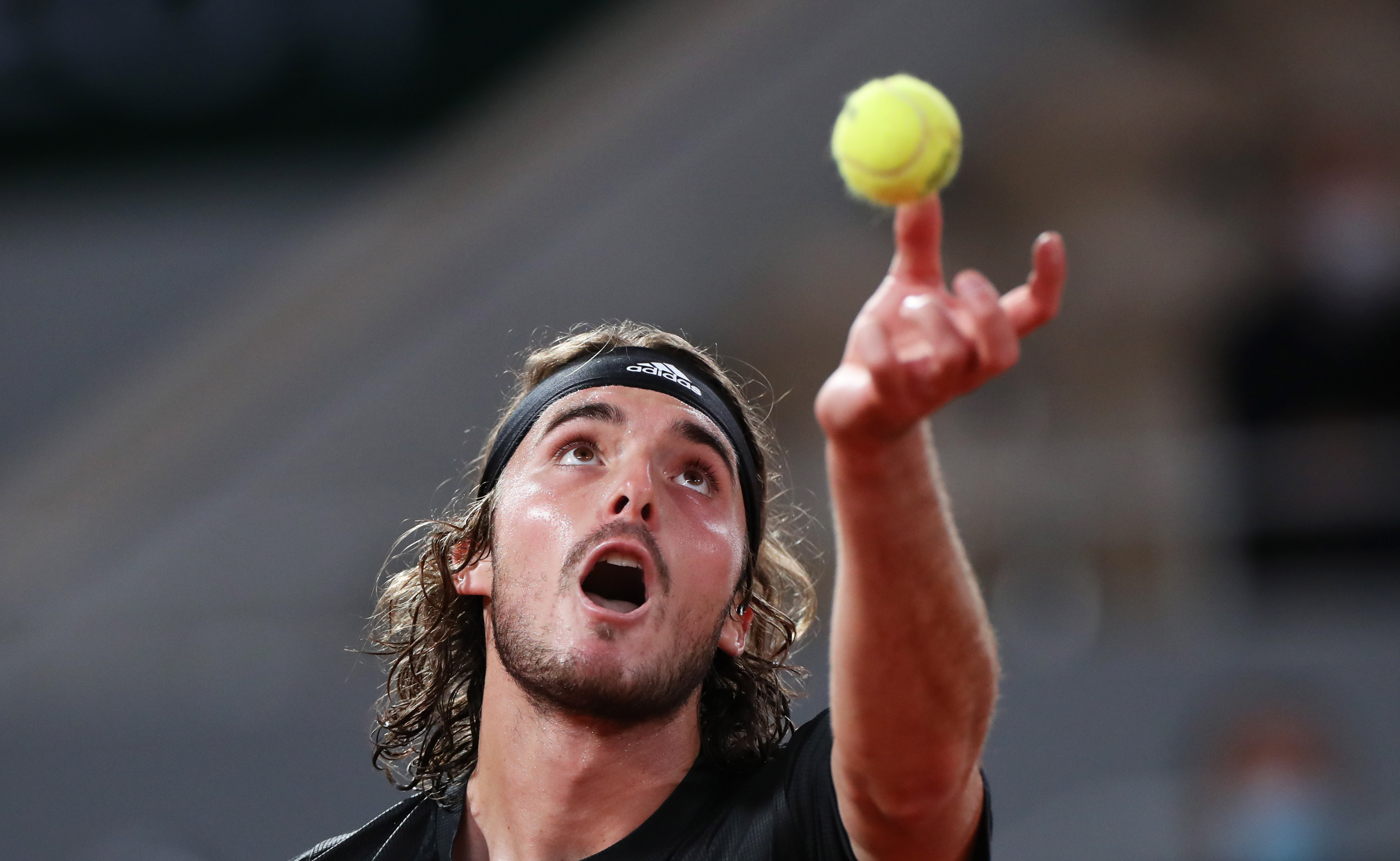 戴维斯杯鏖战澳网，西西帕斯刷新纪录的简单介绍