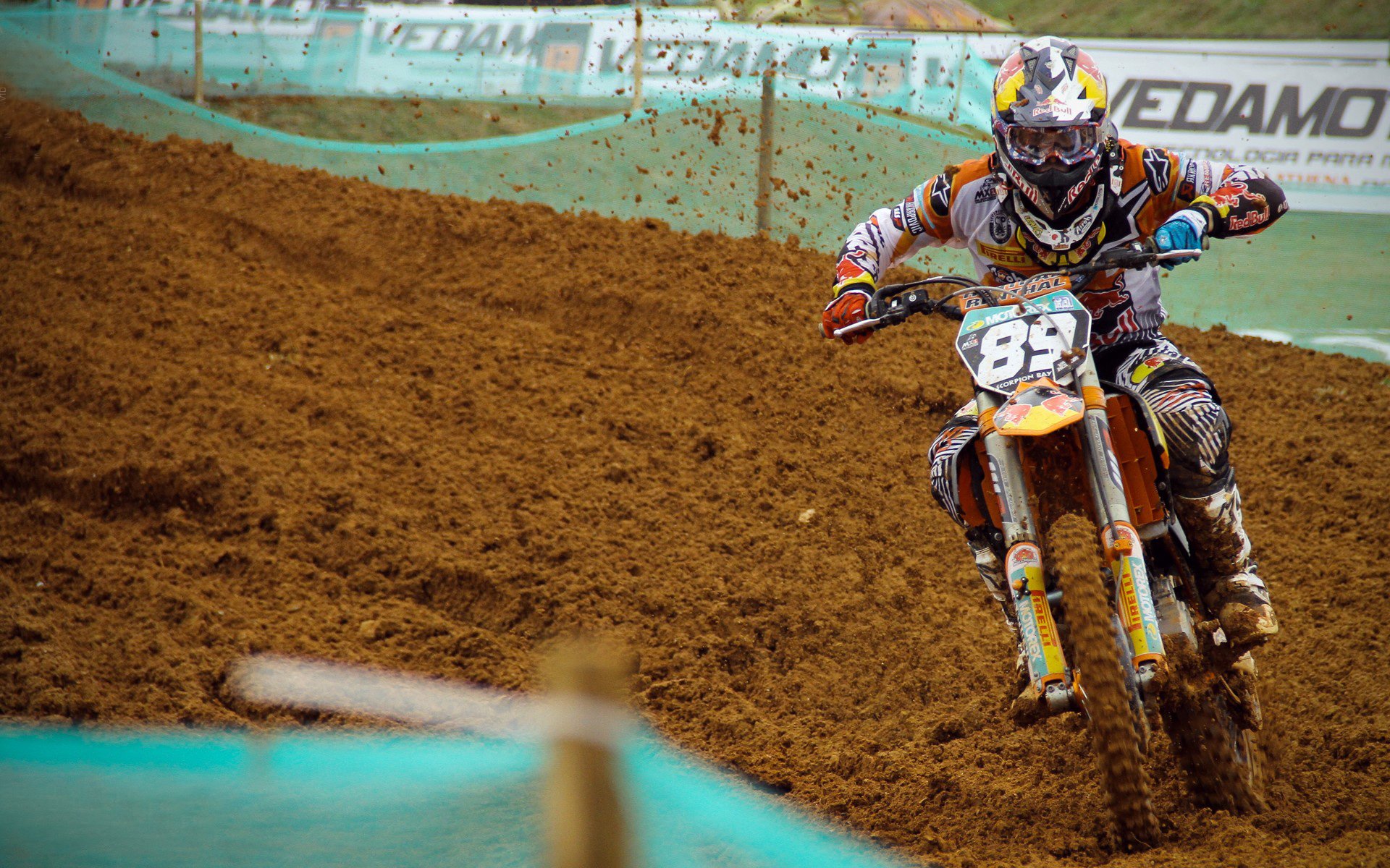 双城记，马德里竞技的战术铁幕与斯通斯的赛道统治